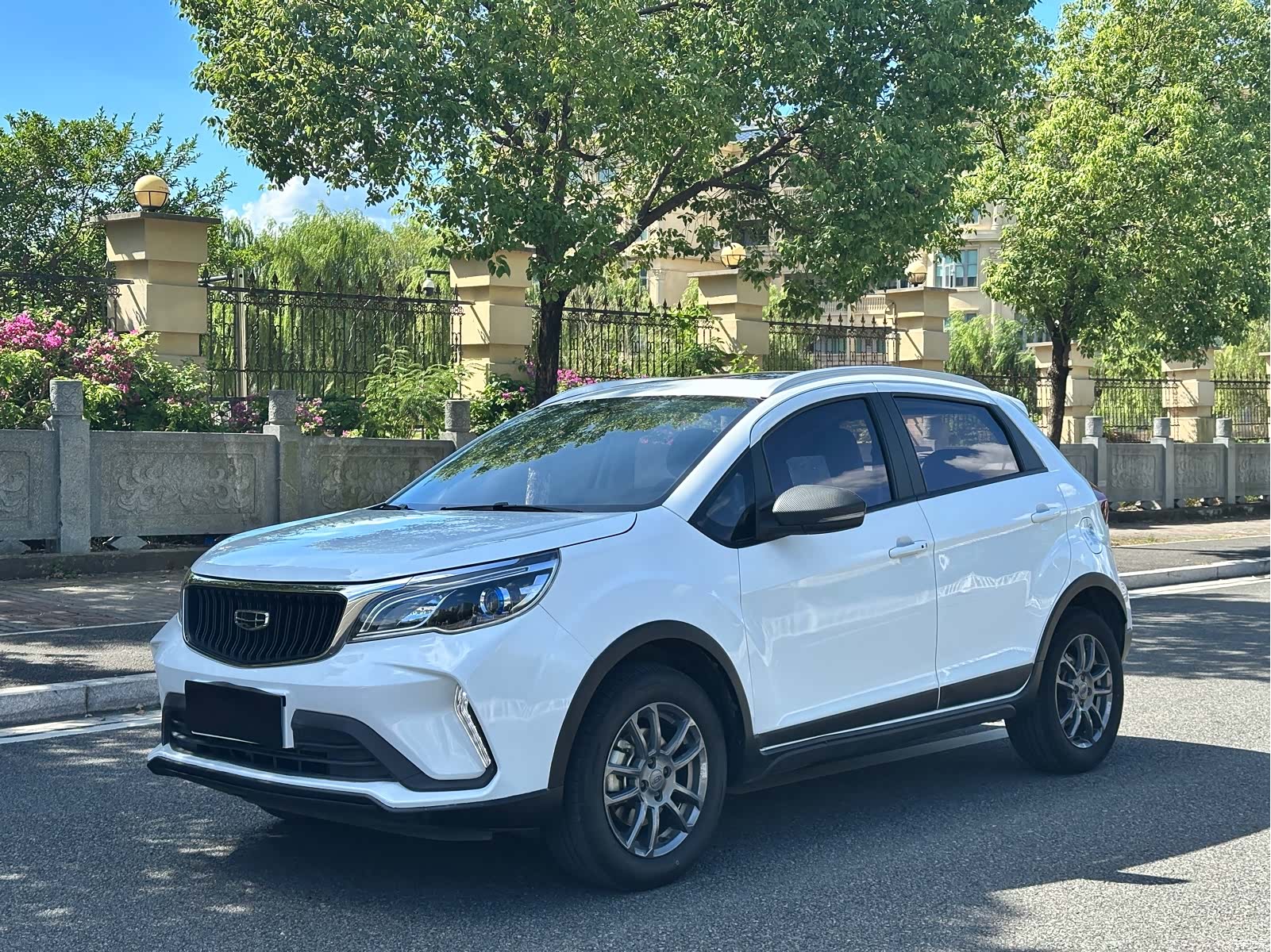 Geely X3, 2022 1