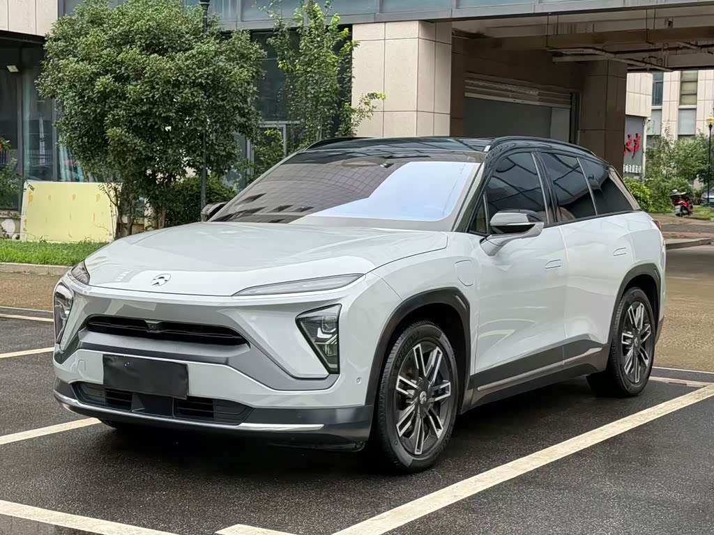 NIO ES6