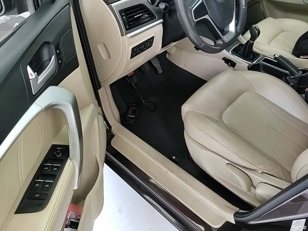 Geely Emgrand, 2017 16
