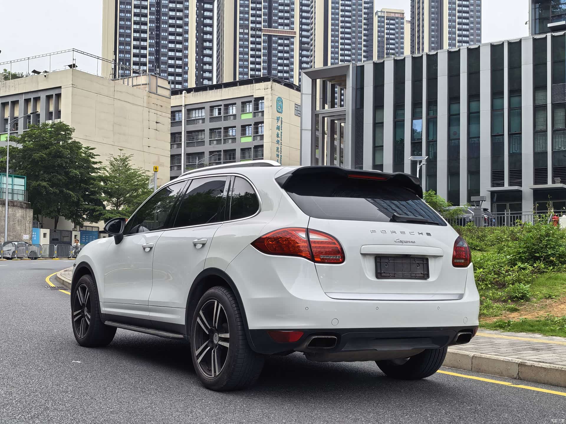 Porsche Cayenne, 2013 4