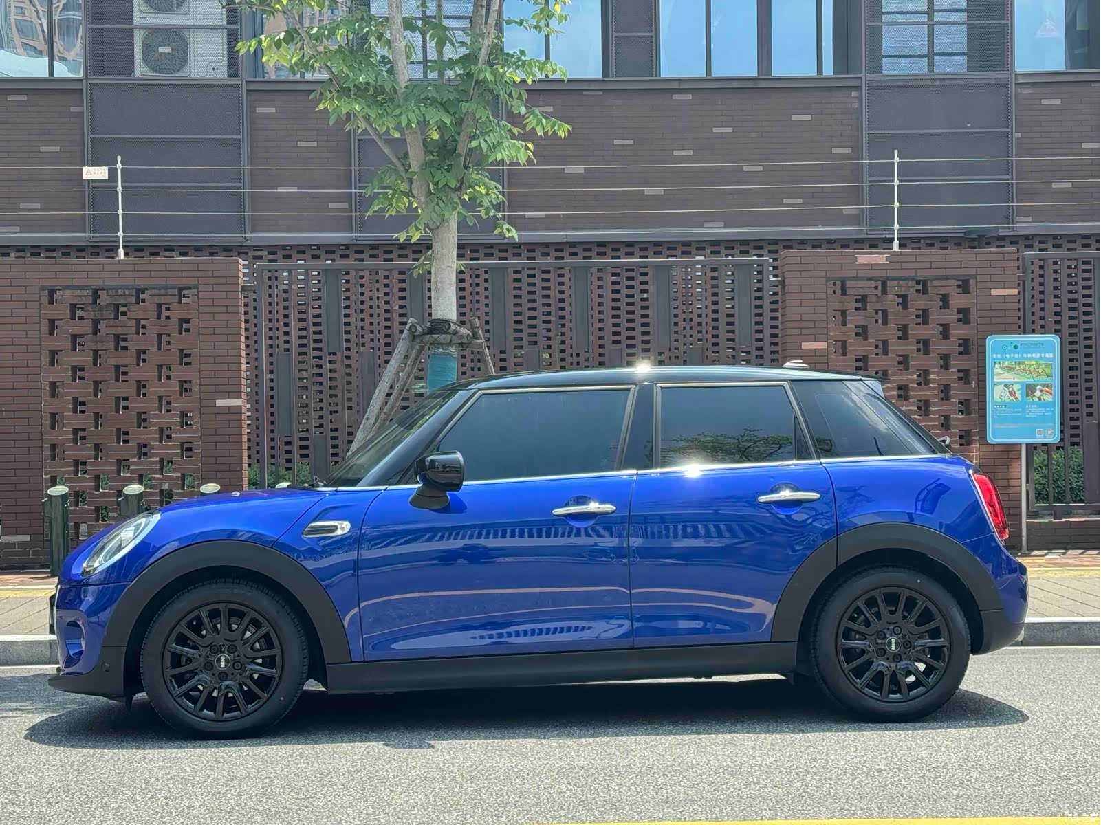 Mini Cooper, 2019 3
