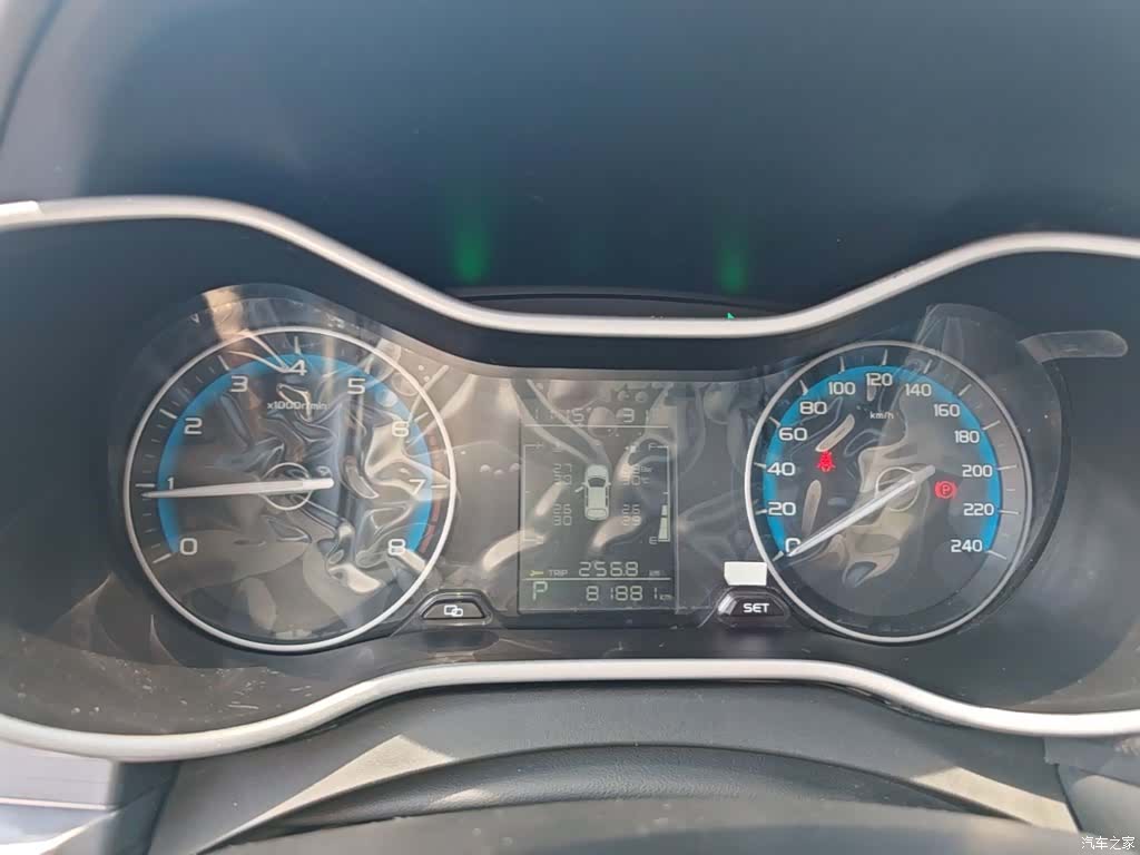 Geely Emgrand, 2021 12