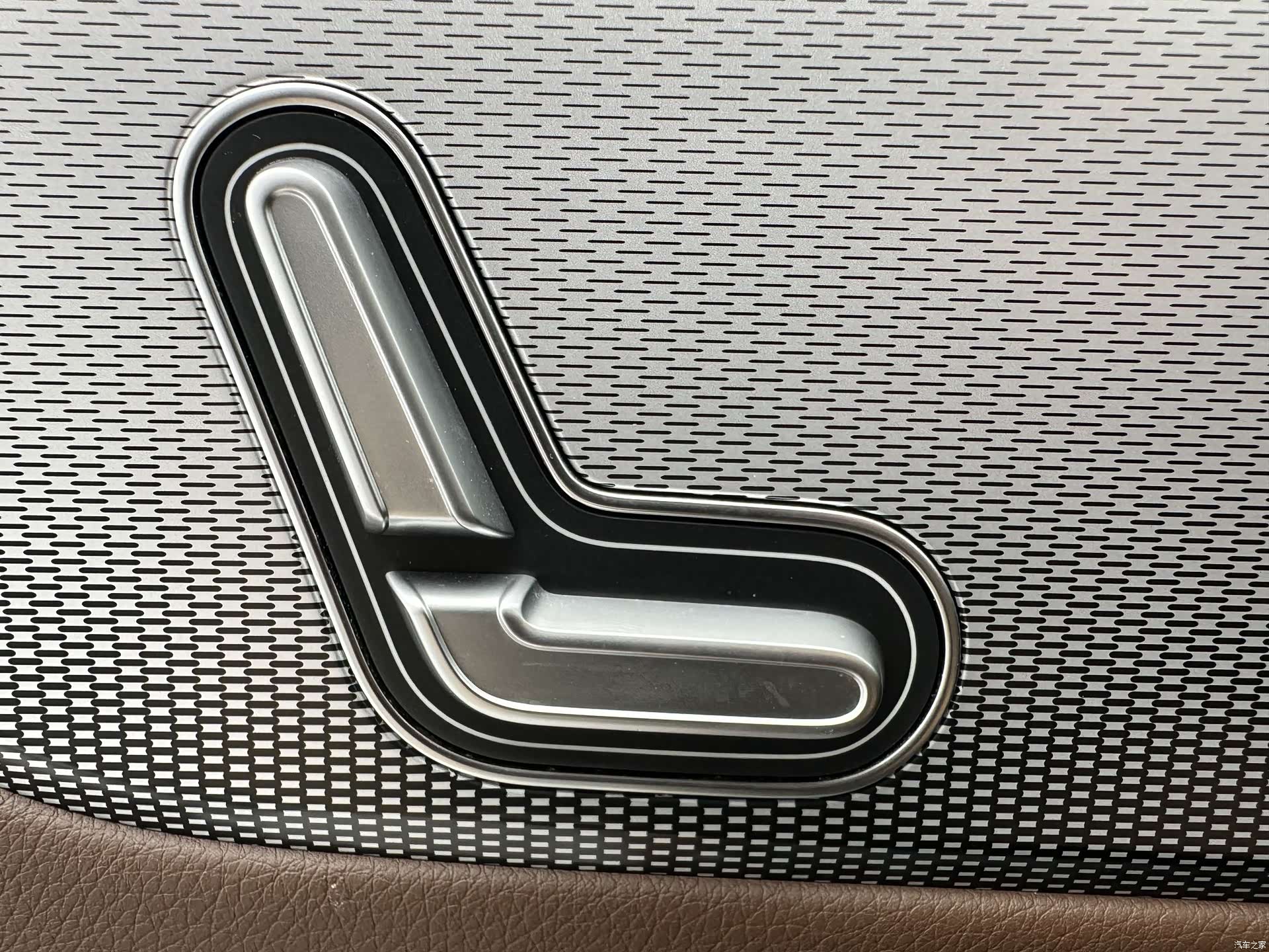 Mercedes-Benz GLB, 2020 12