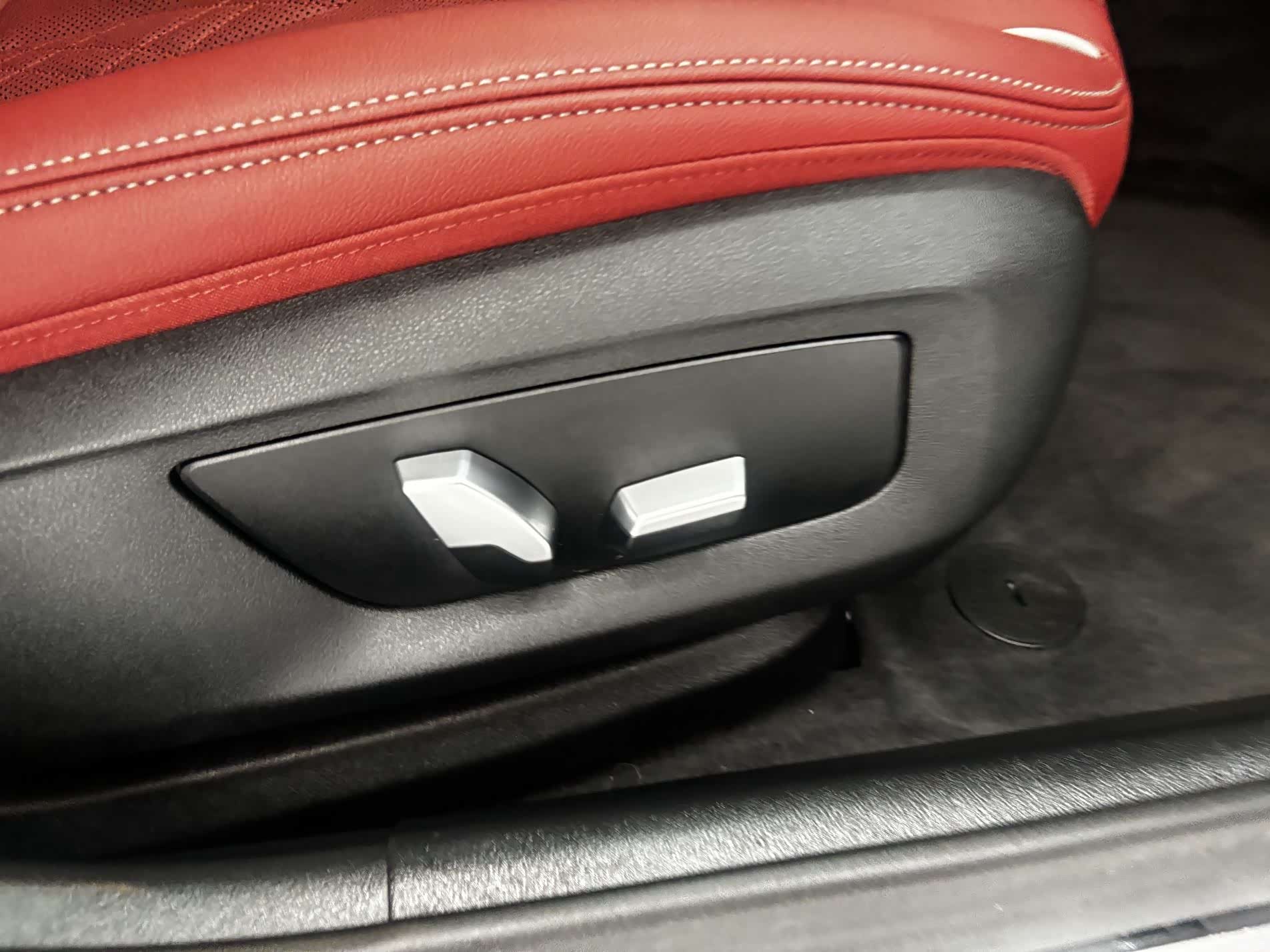 BMW 5 Series, 2024 27