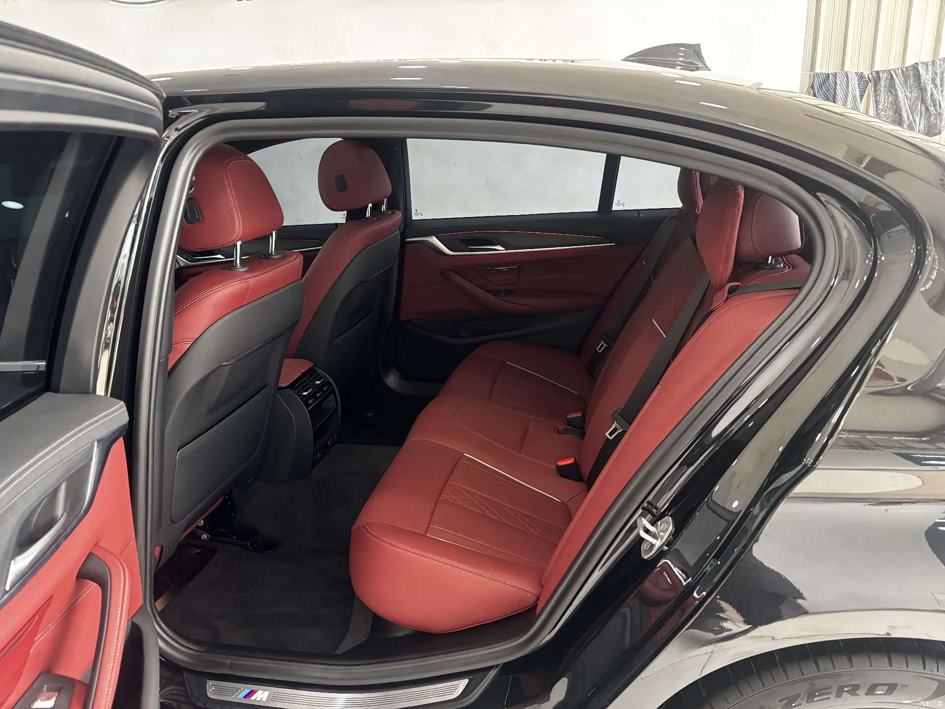 BMW 5 Series, 2024 22