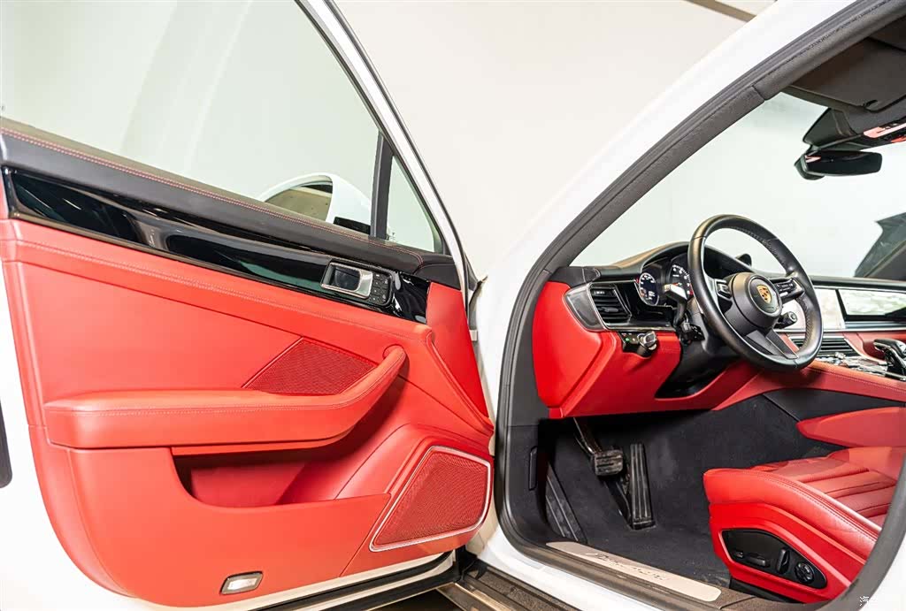 Porsche Panamera, 2023 7