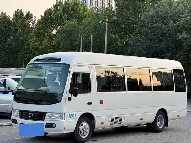 Toyota Coaster 2015 — купить из Китая под заказ
