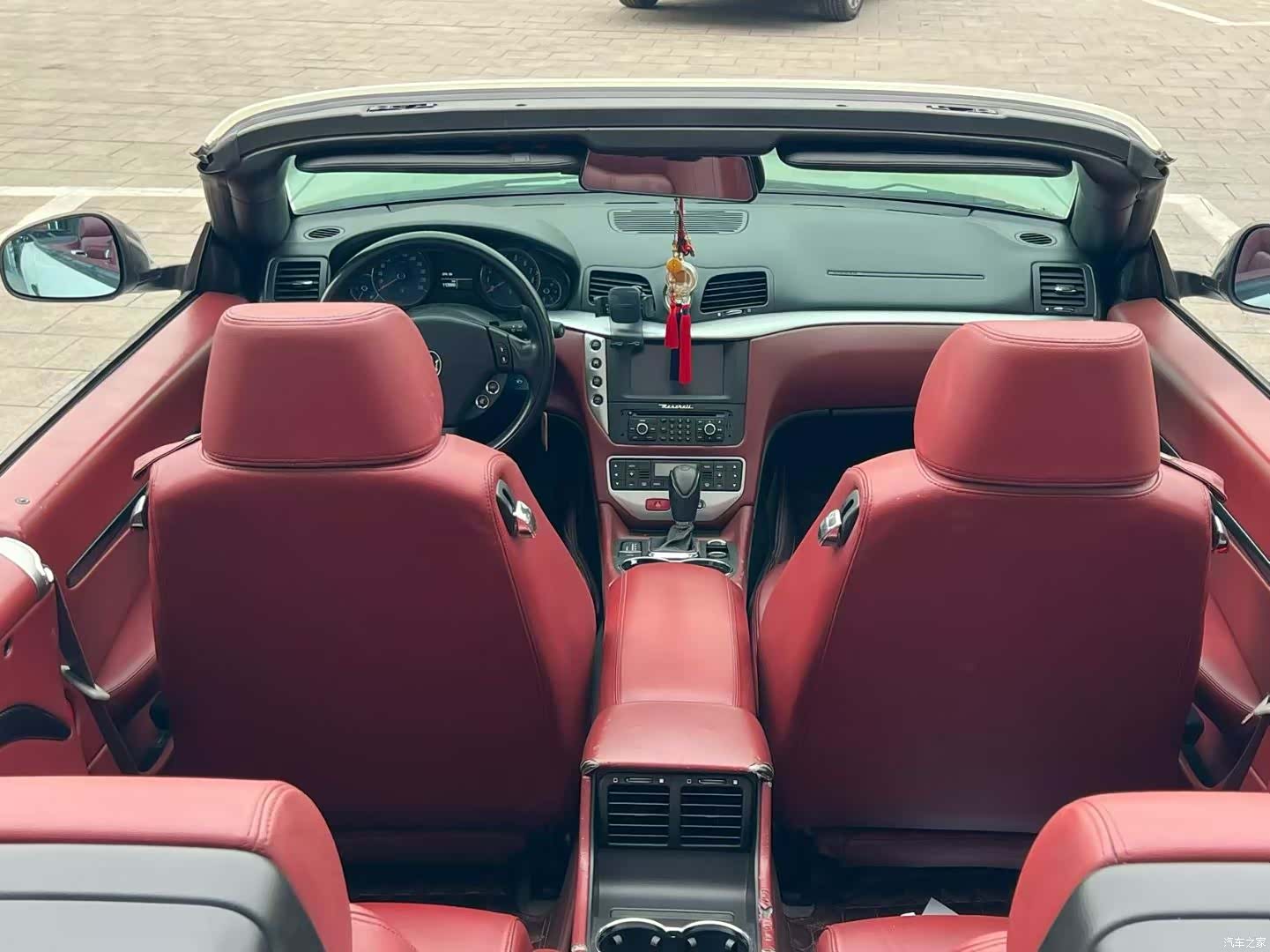 Maserati GranCabrio, 2011 6