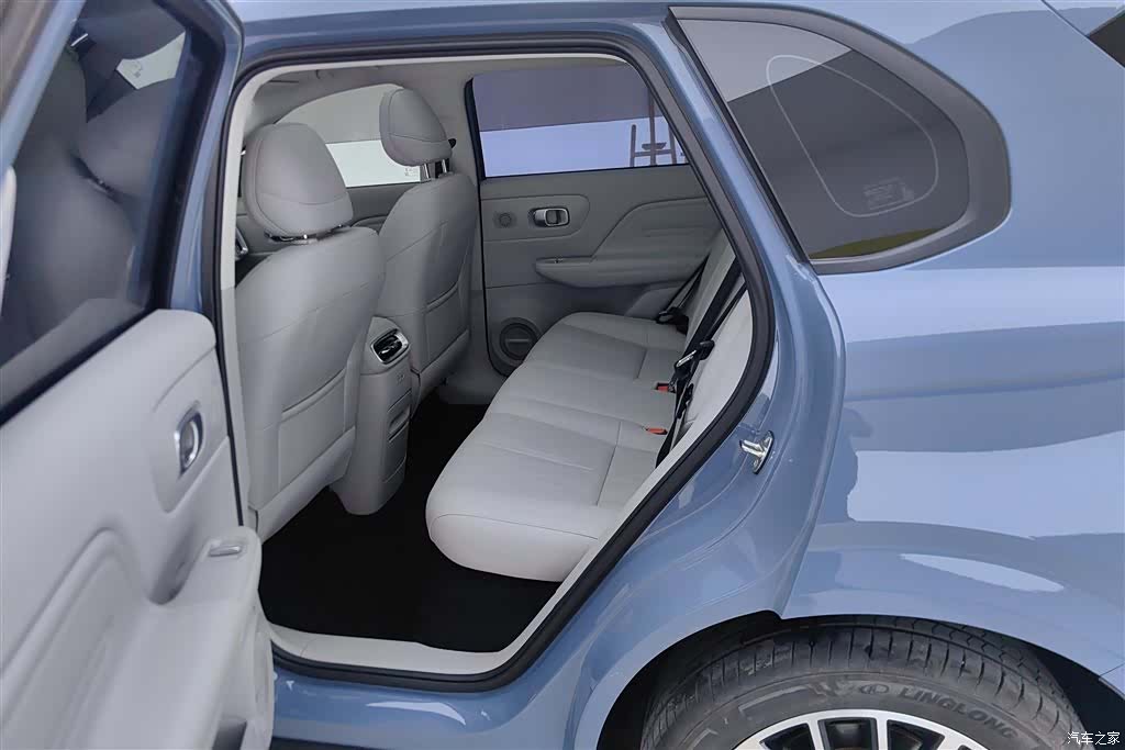 Leapmotor B10, 2025 11