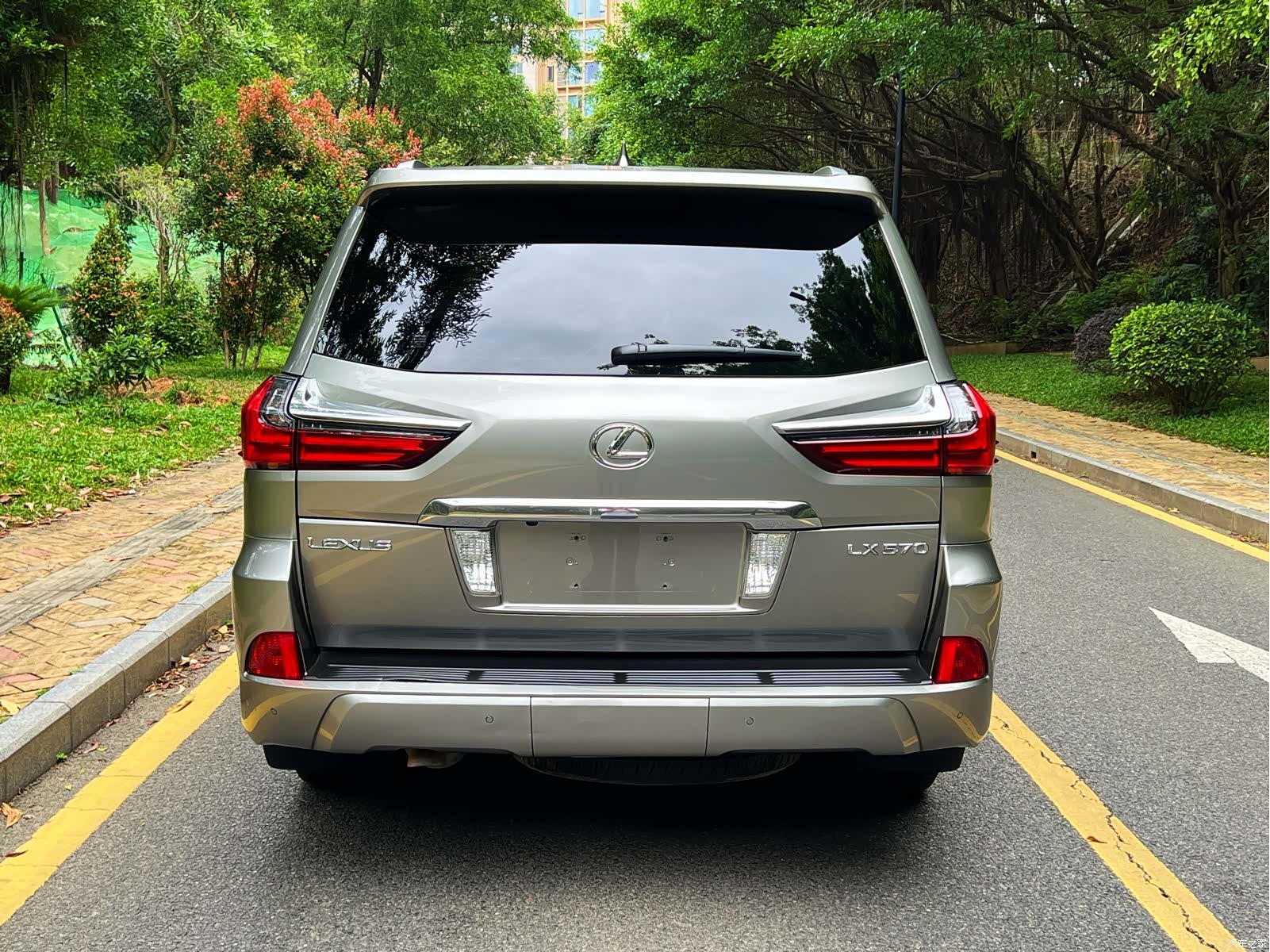 Lexus LX, 2017 20