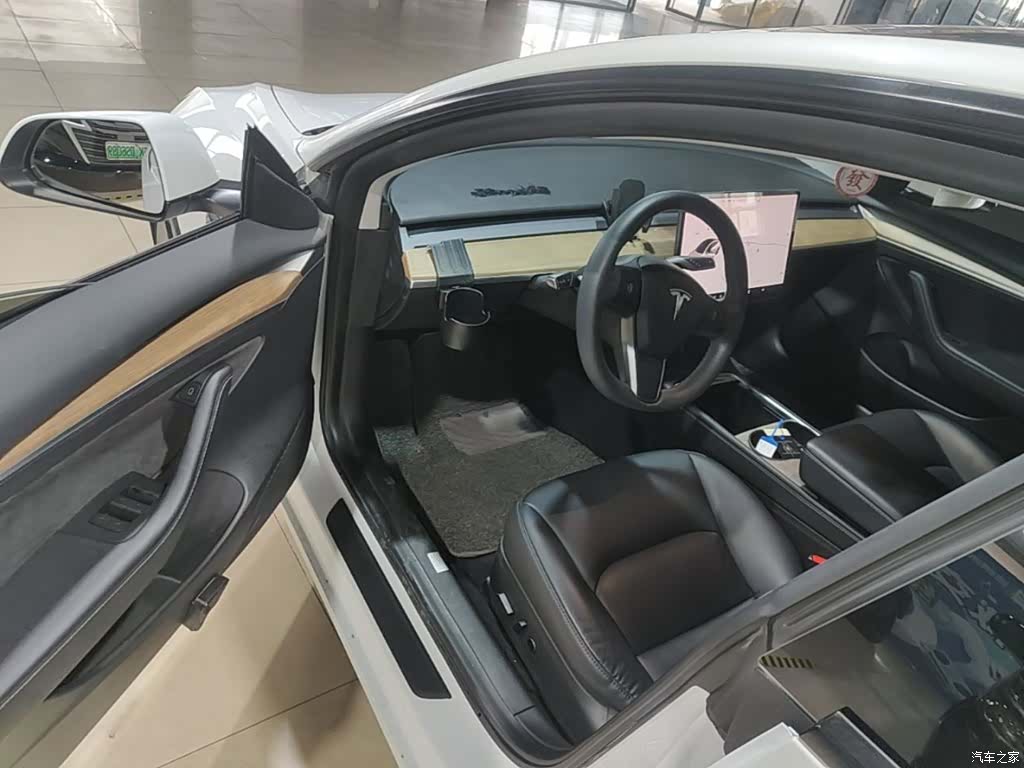 Tesla Model 3, 2021 16