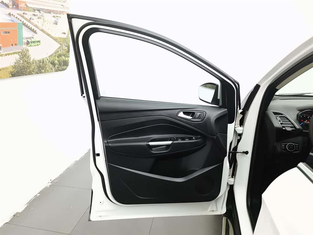 Ford Kuga, 2017 8