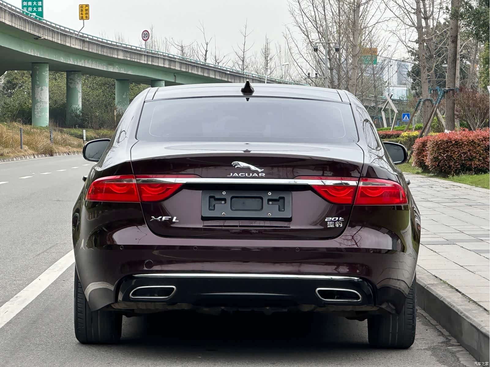 Land Rover XFL, 2018 все фото