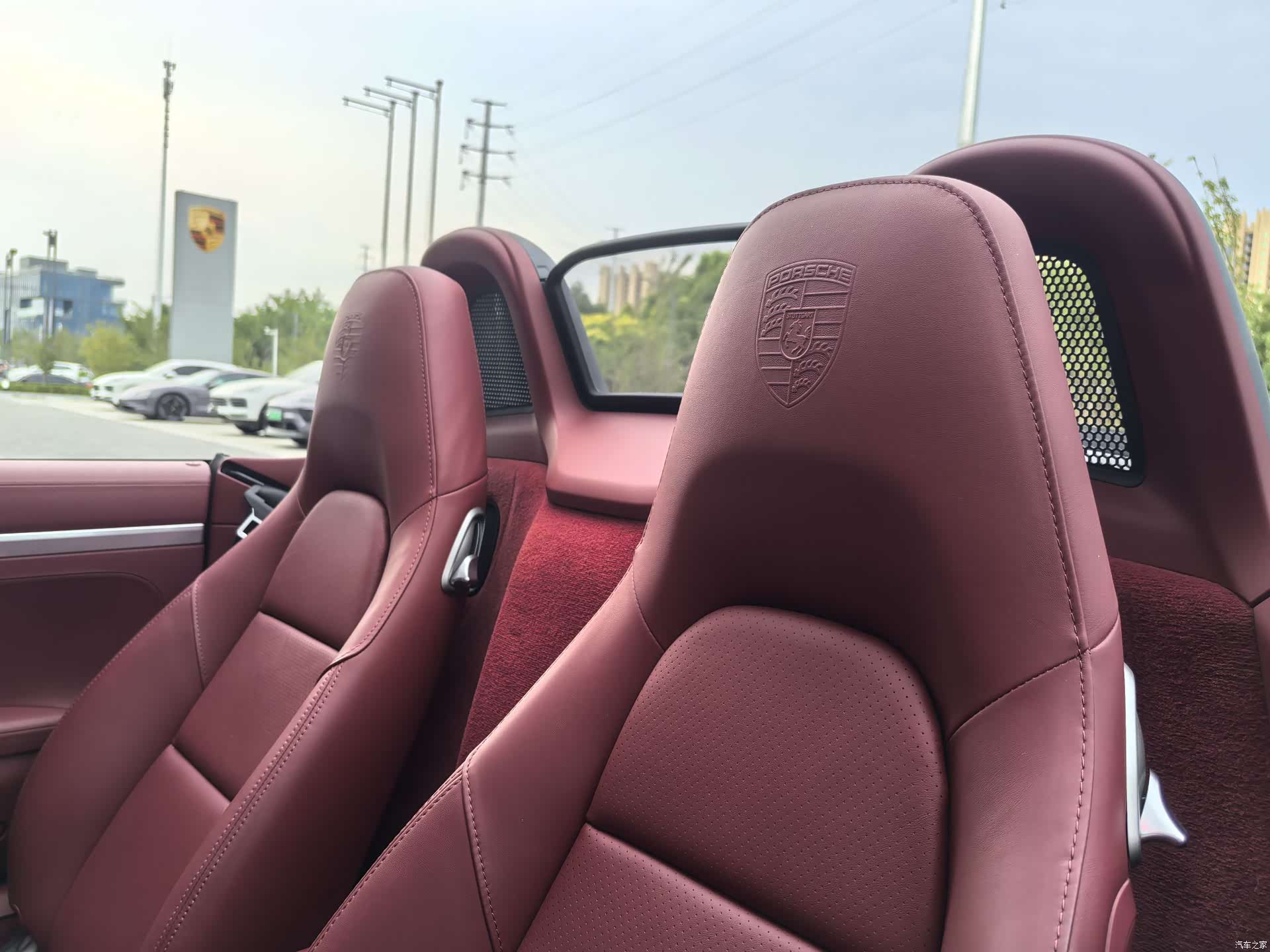 Porsche Boxster, 2026 12