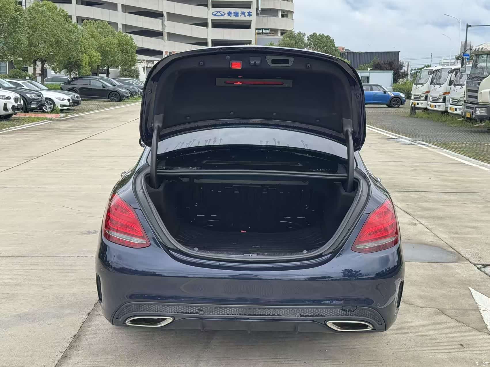 Mercedes-Benz C-Class, 2017 9