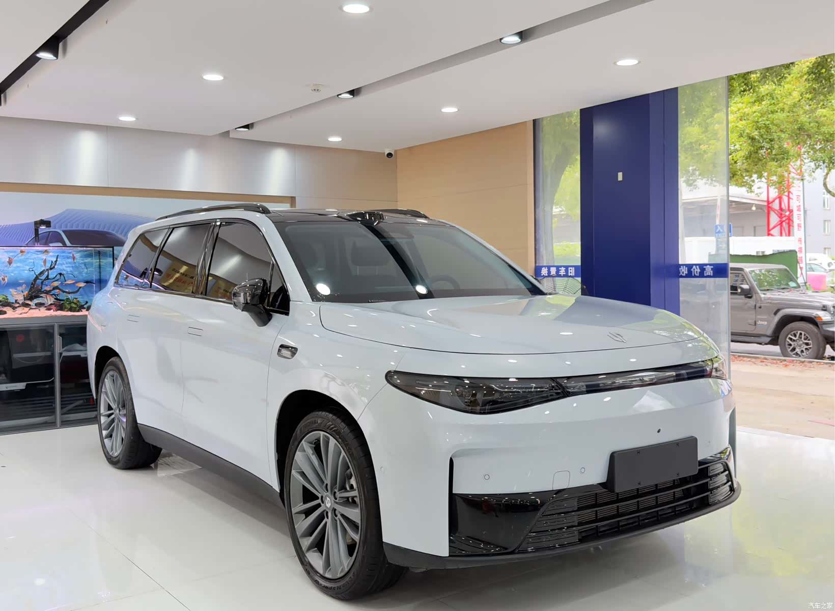 Leapmotor C16, 2025 3