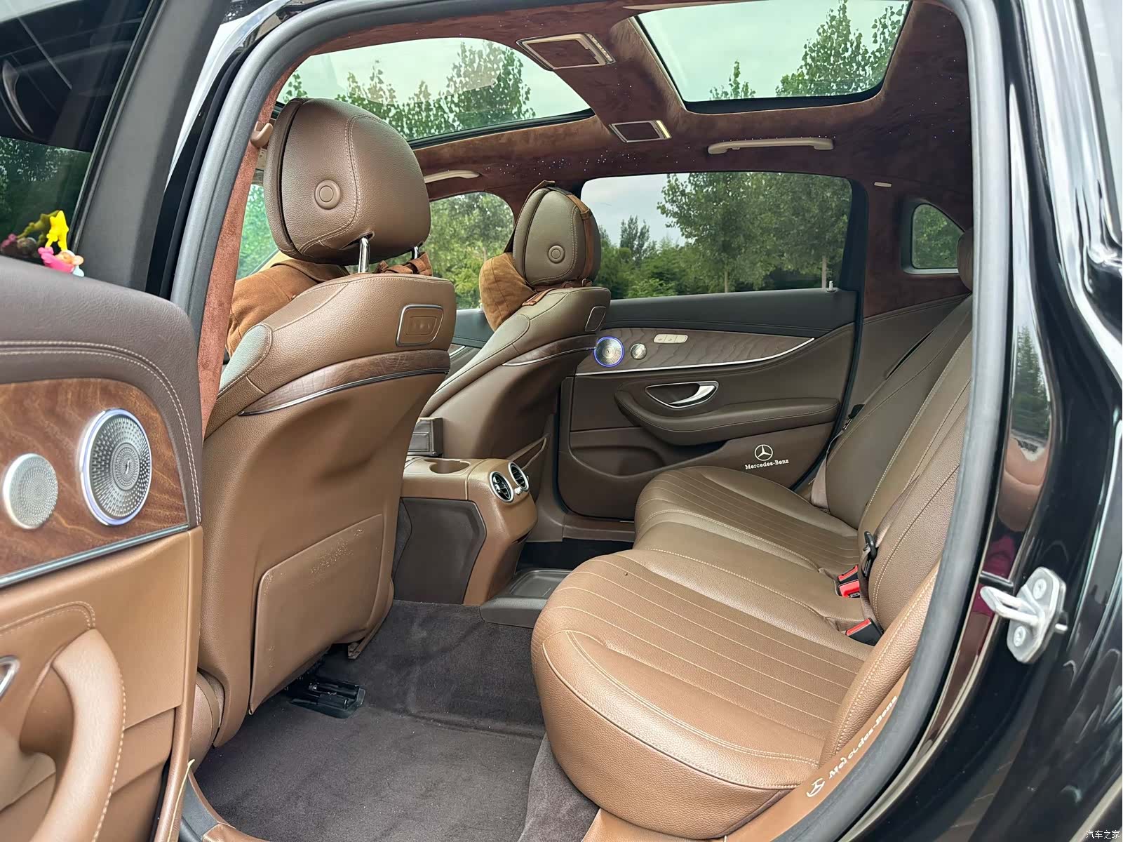 Mercedes-Benz E-Class, 2019 8