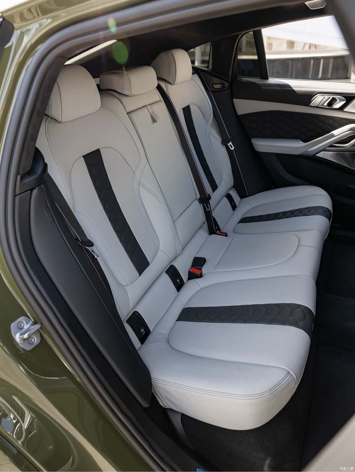 BMW X6, 2022 21