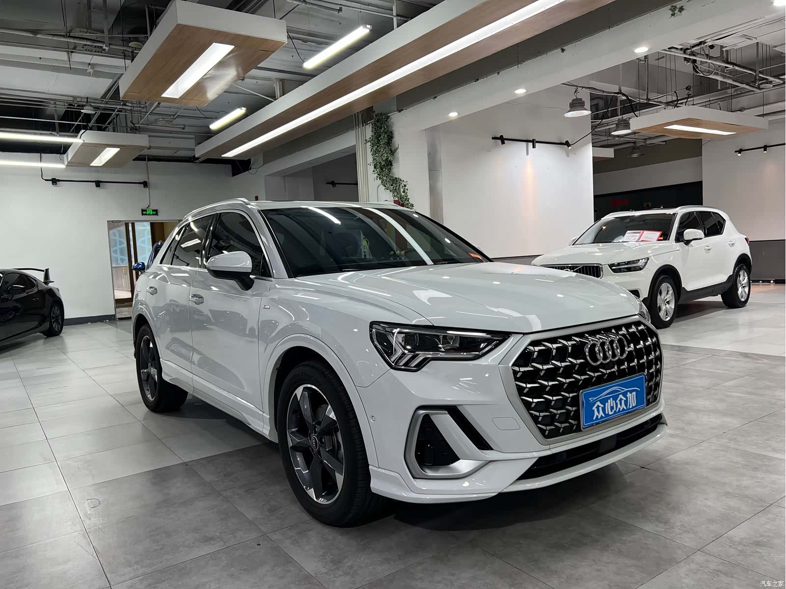Audi Q3, 2024 3