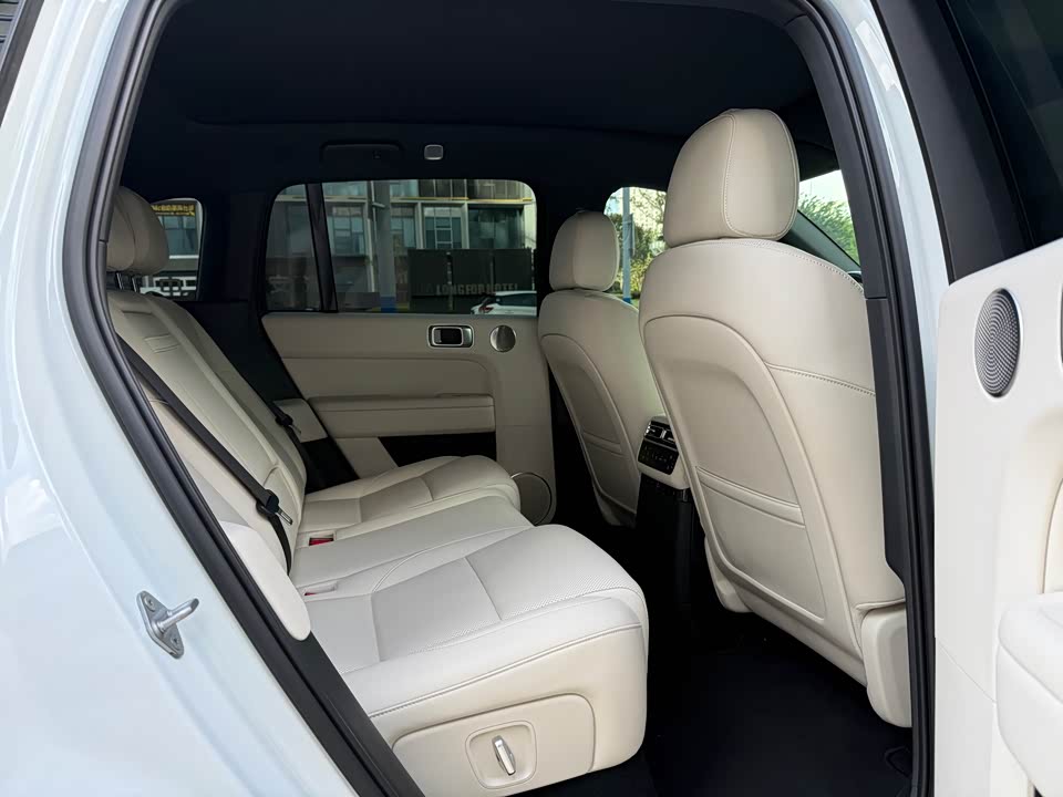 Li Auto Ideal L6