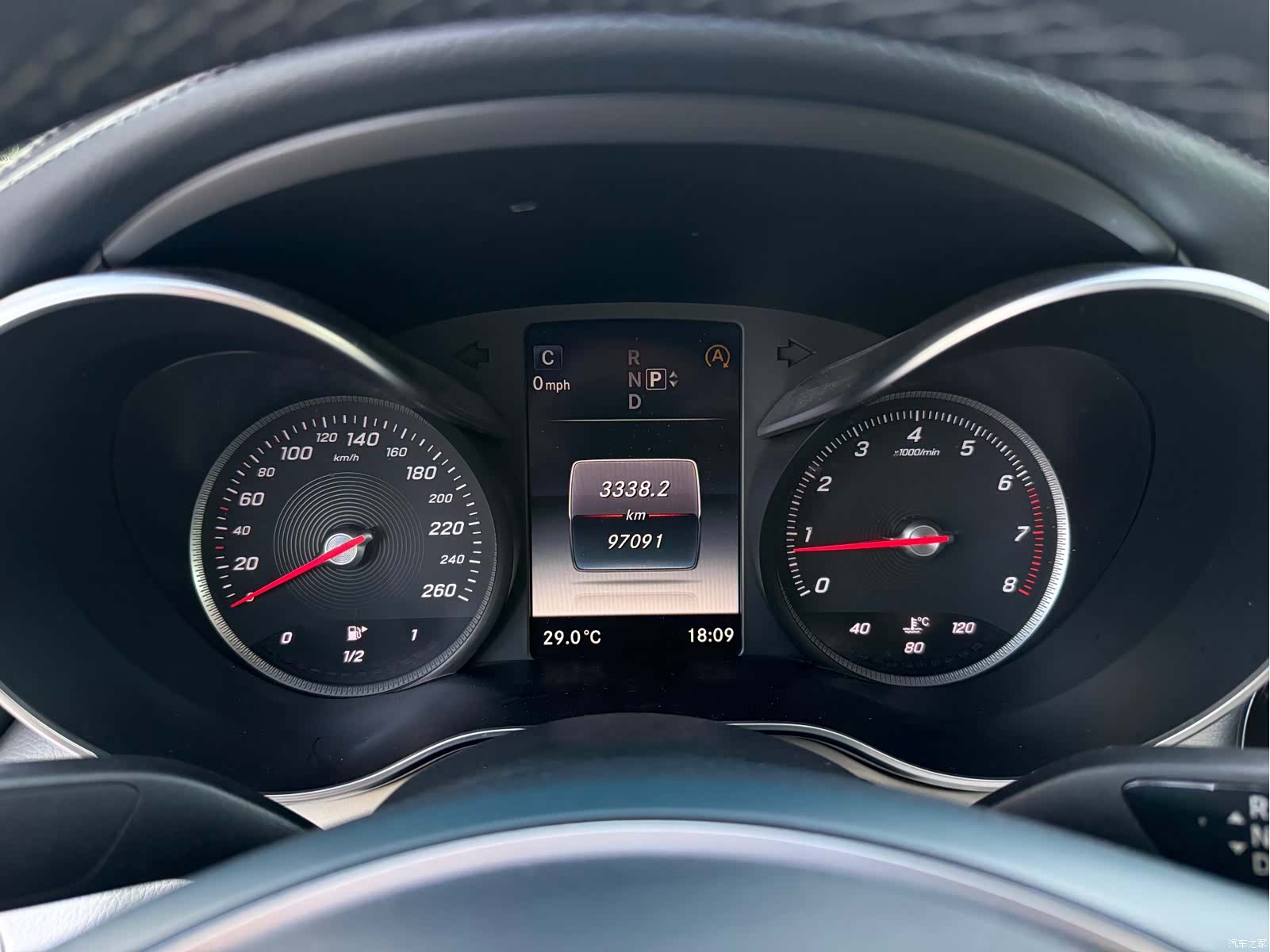 Mercedes-Benz C-Class, 2015 38