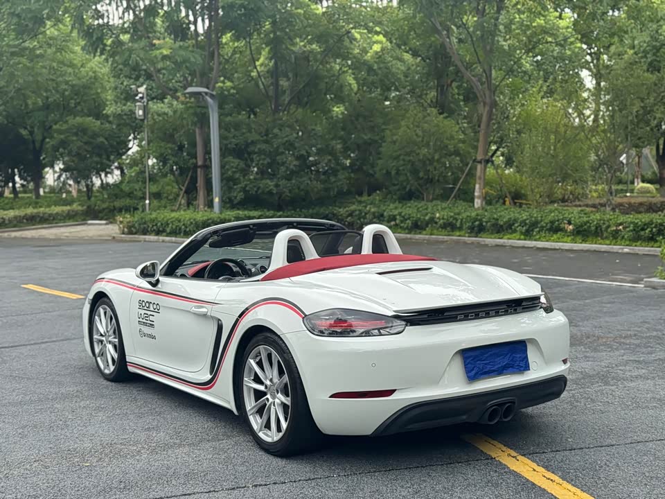 Porsche 718