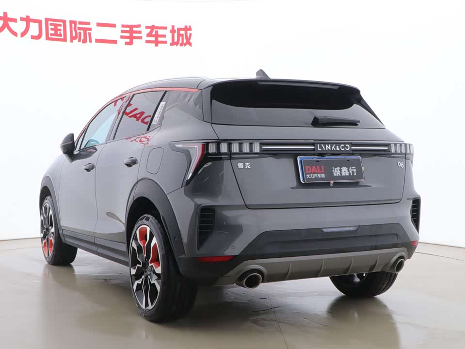 Lynk & Co 06 Lynk & Co 06