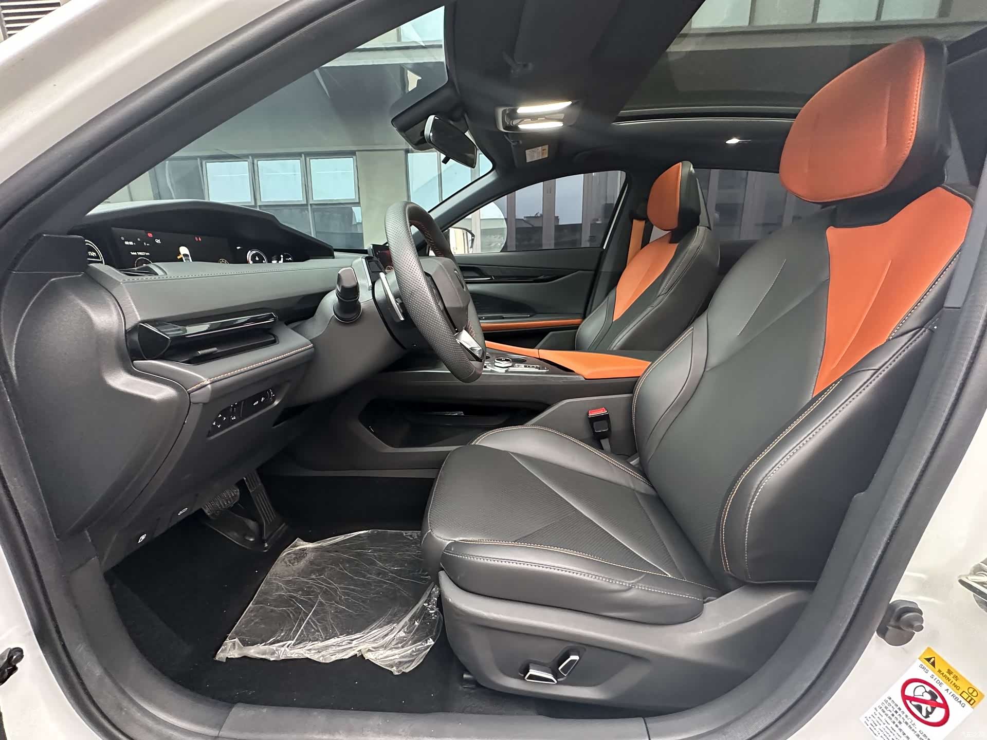 Changan UNI-V, 2023 3