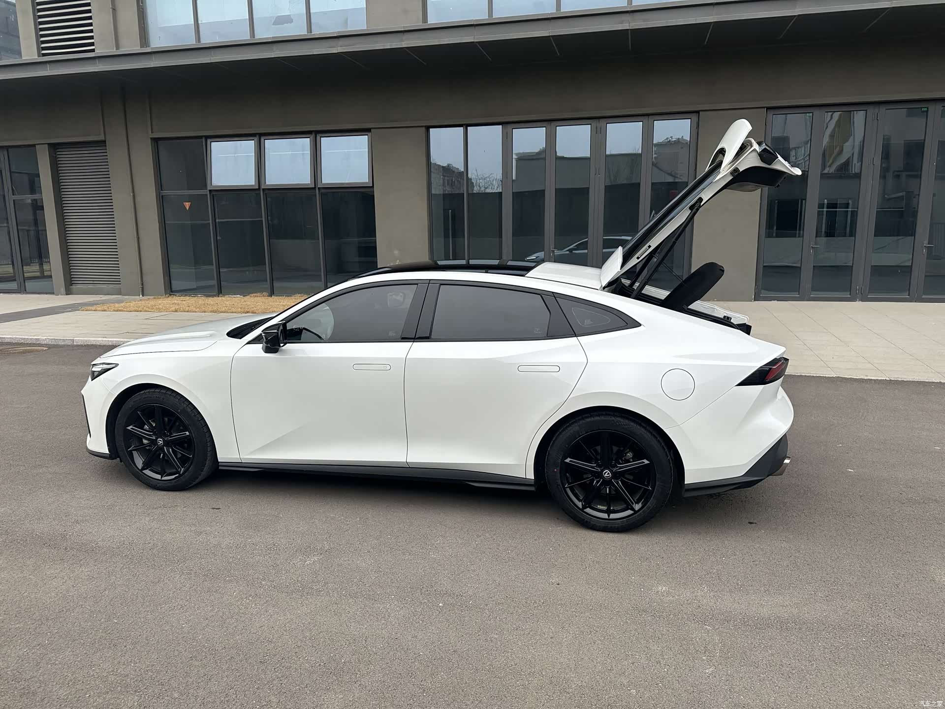 Changan UNI-V, 2023 9