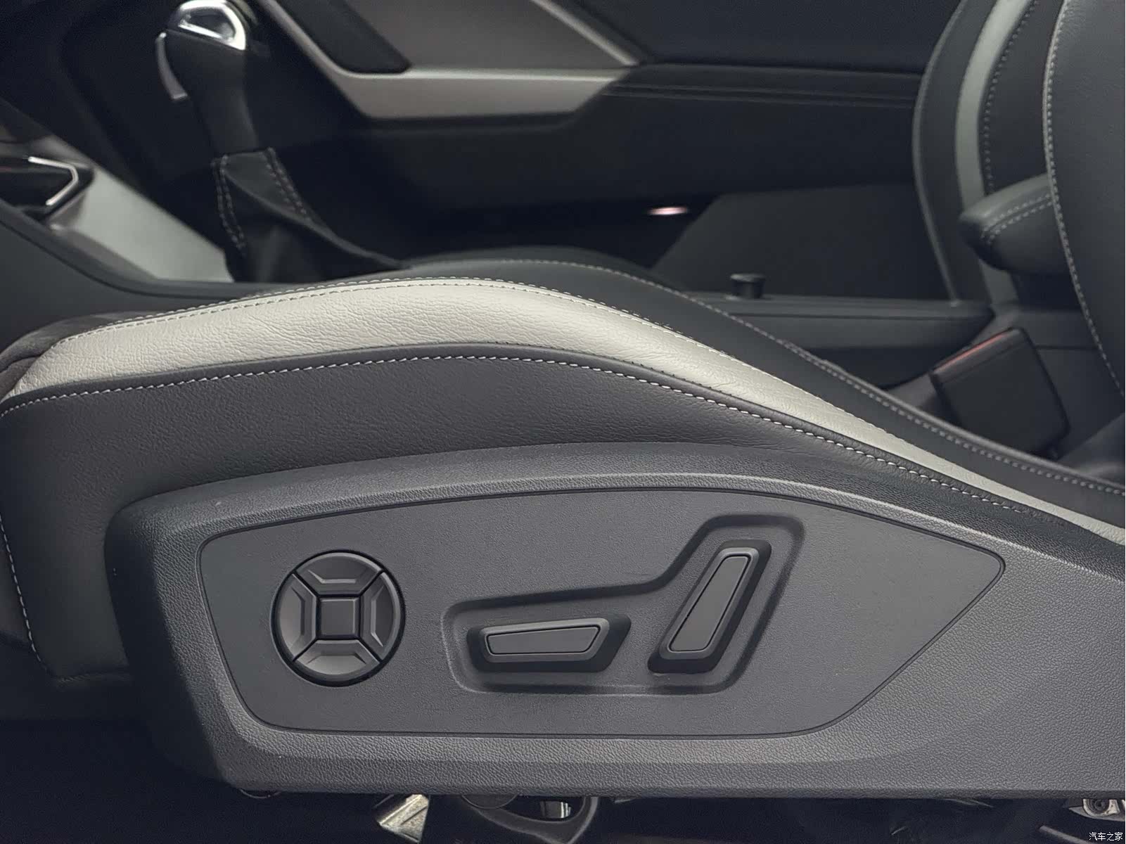 Audi Q3, 2022 24