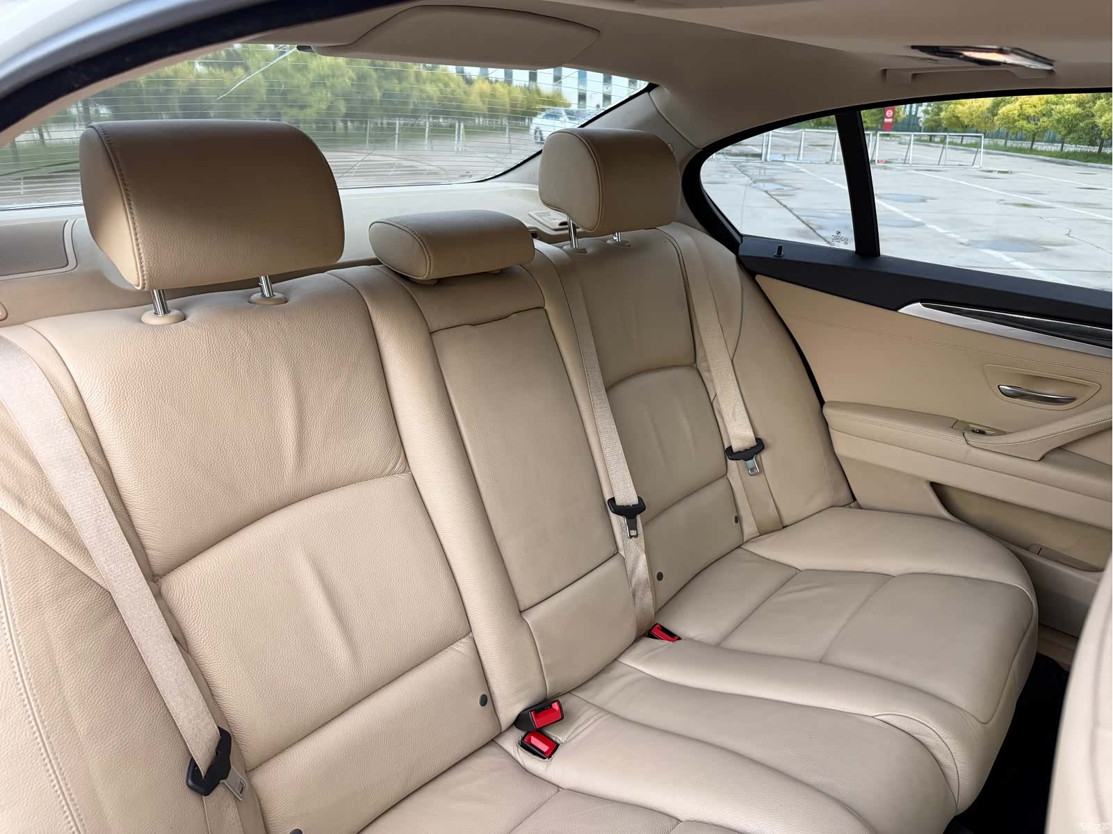 BMW 5 Series, 2012 33