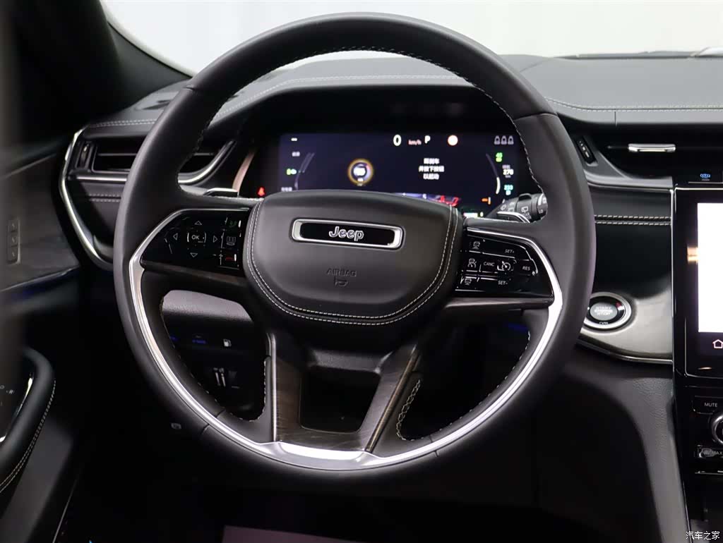 Jeep Grand Cherokee, 2025 12