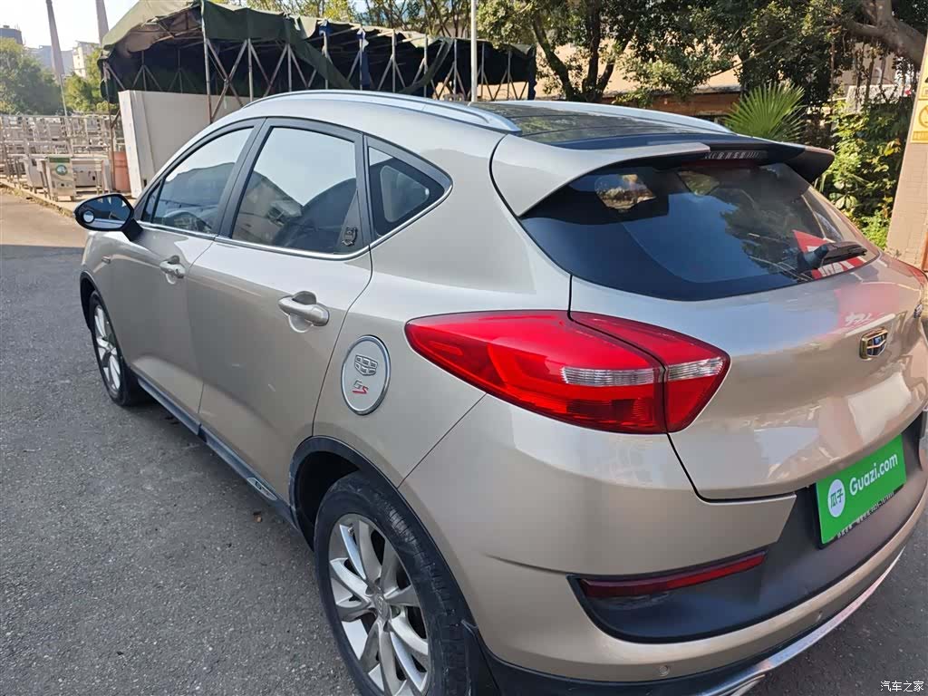Geely Emgrand, 2017 все фото