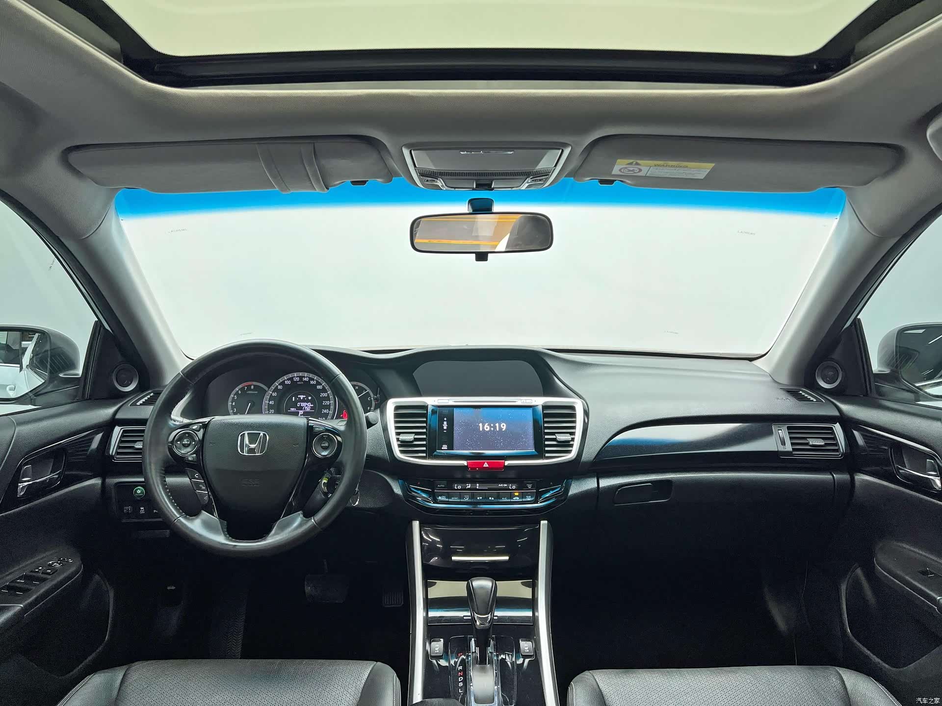 Honda Accord, 2017 9
