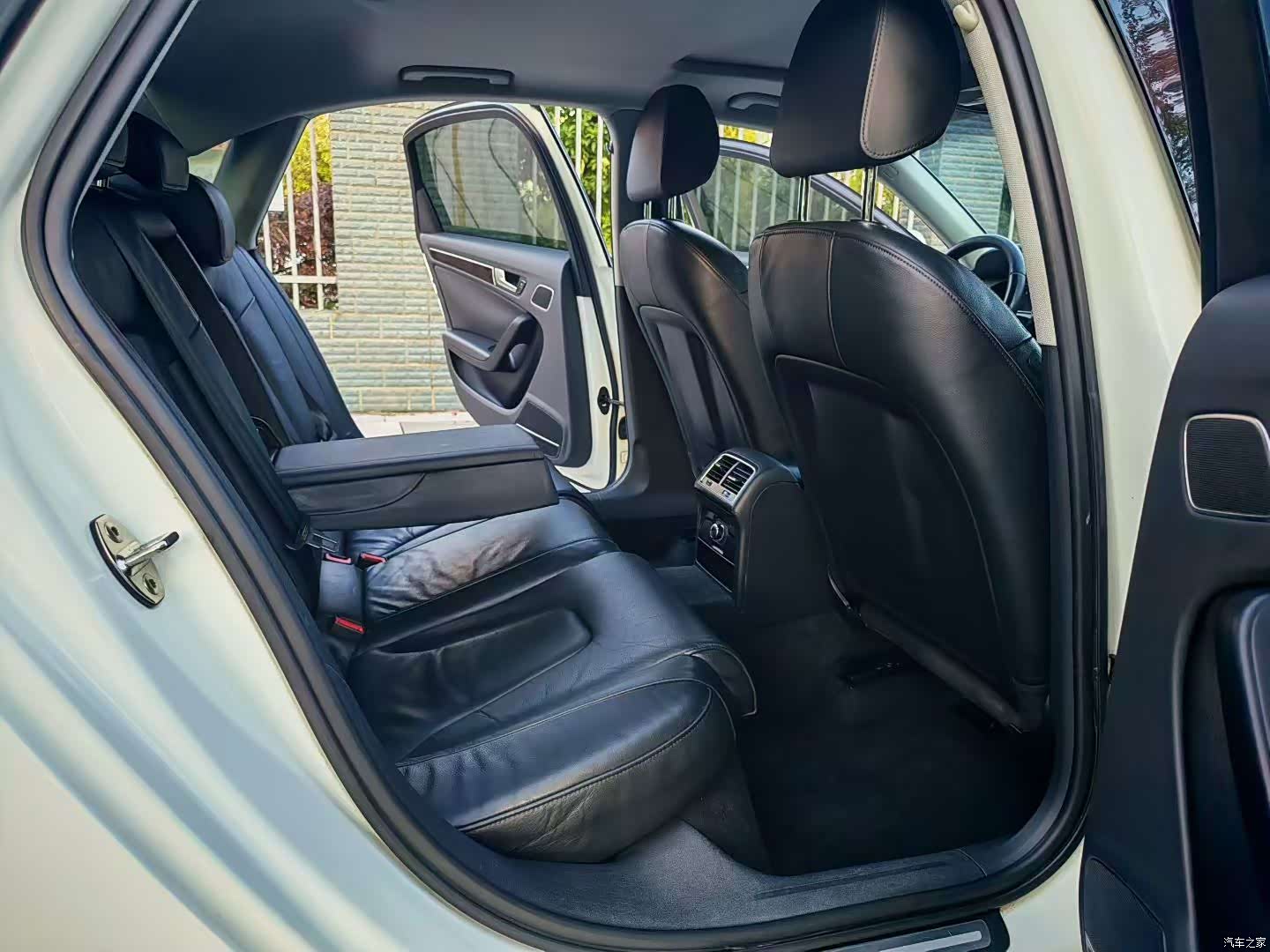 Audi A4L, 2014 4