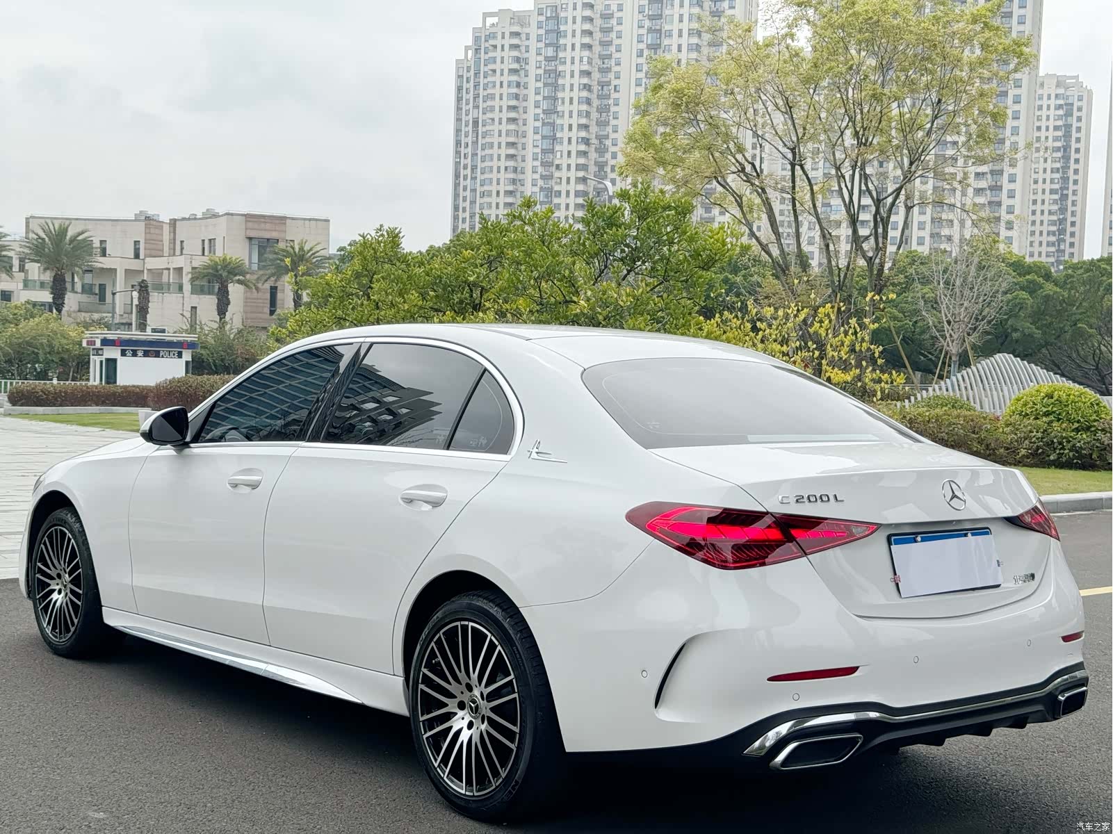 Mercedes-Benz C-Class, 2023 16