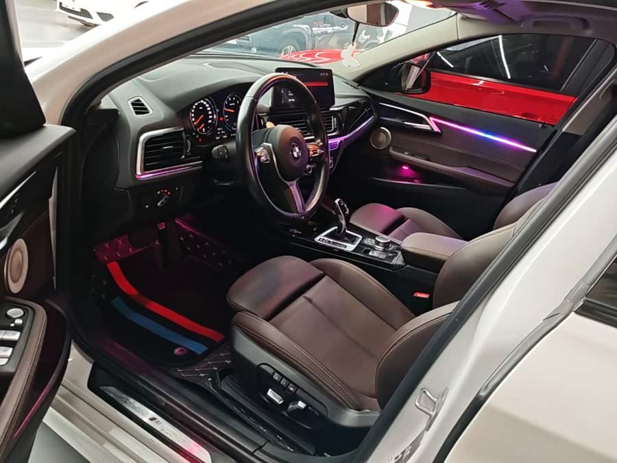 BMW 1 Series 2023, фото 15