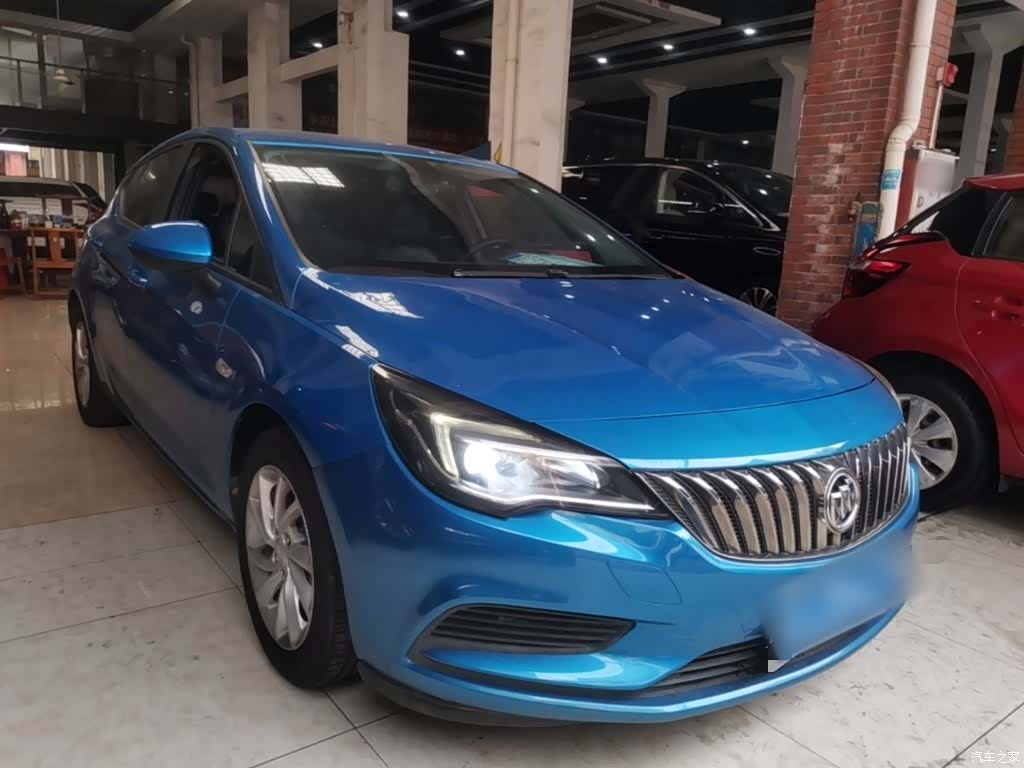Buick Verano, 2018 4
