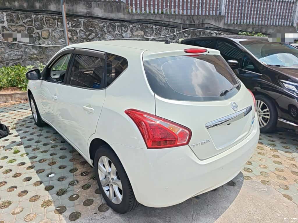 Nissan Tiida, 2016 все фото