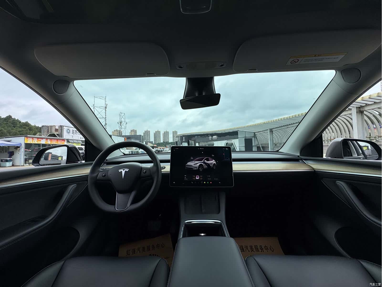 Tesla Model Y, 2022 13