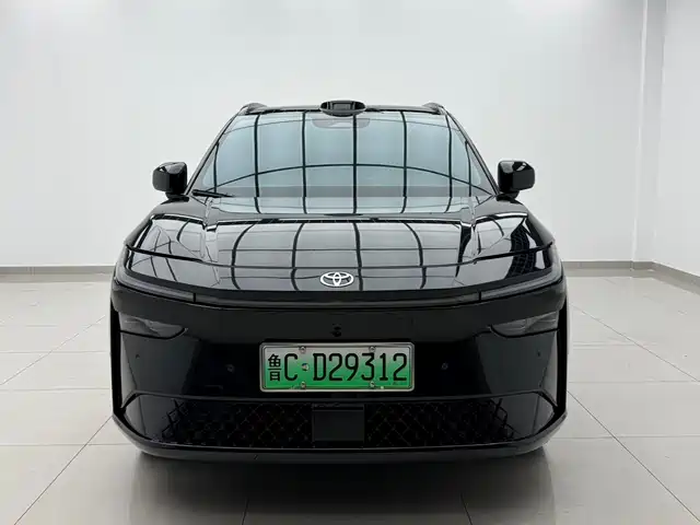Toyota bZ3X 2025 — купить из Китая под заказ