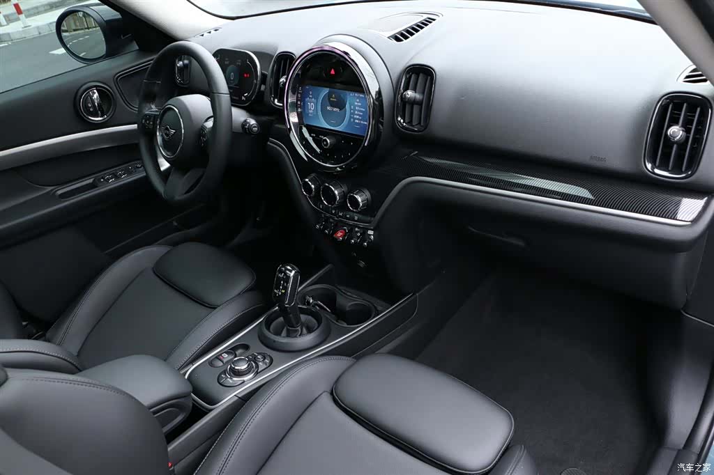 Mini Countryman, 2022 15