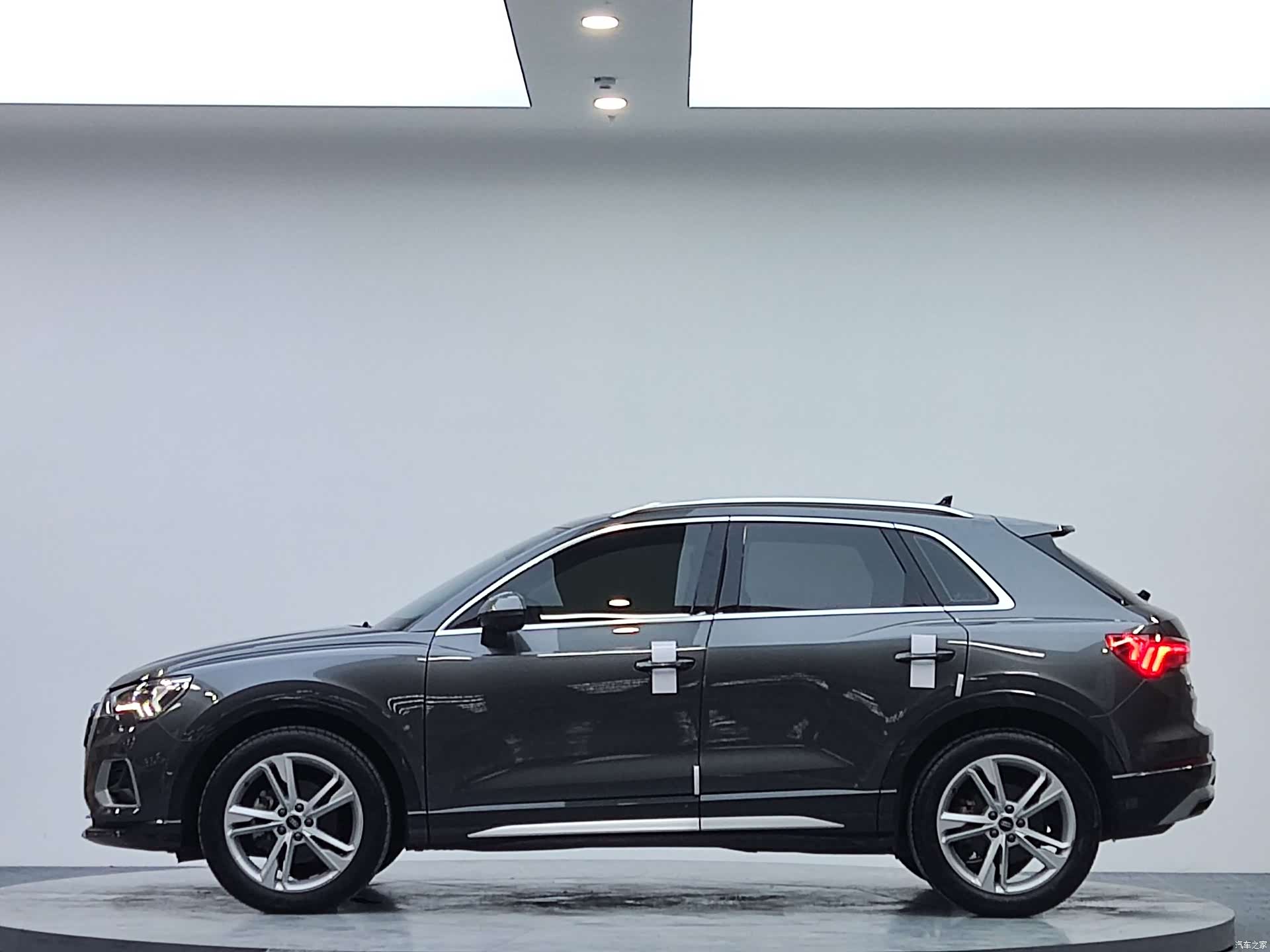 Audi Q3, 2023 все фото