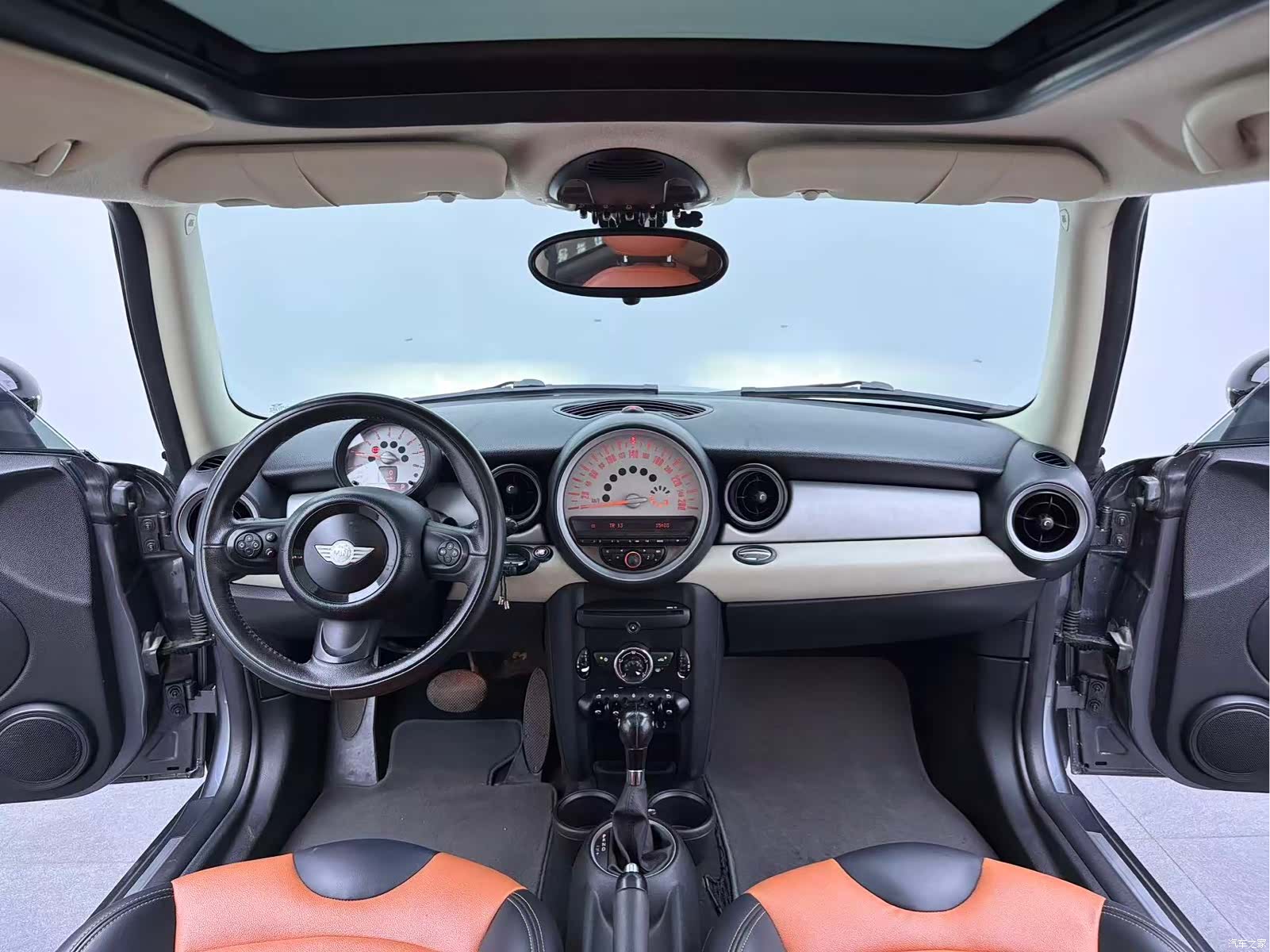 Mini Cooper, 2012 9