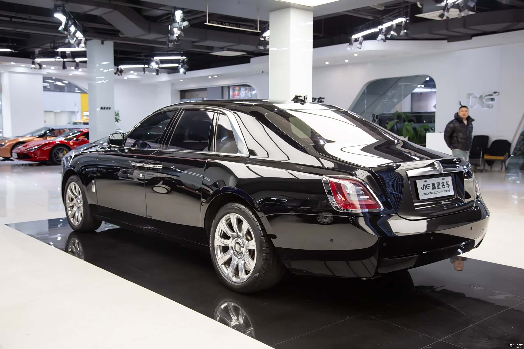 Rolls-Royce Ghost, 2024 14