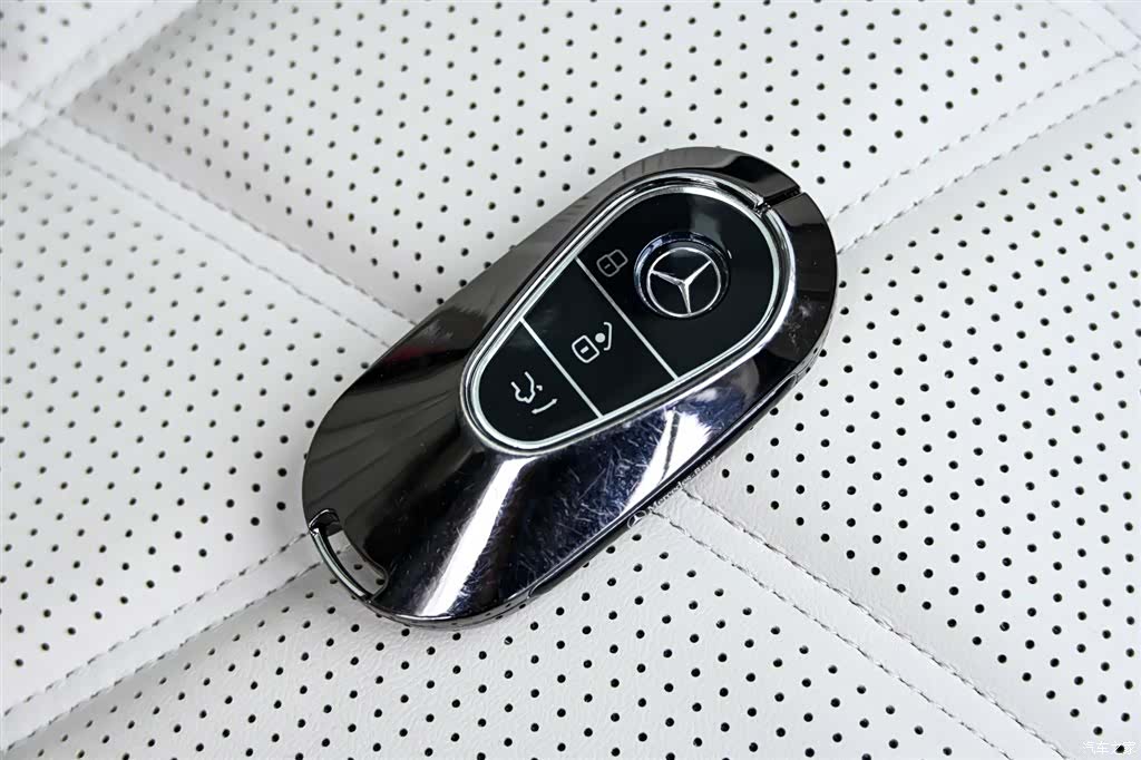 Maybach S-Class, 2025 40