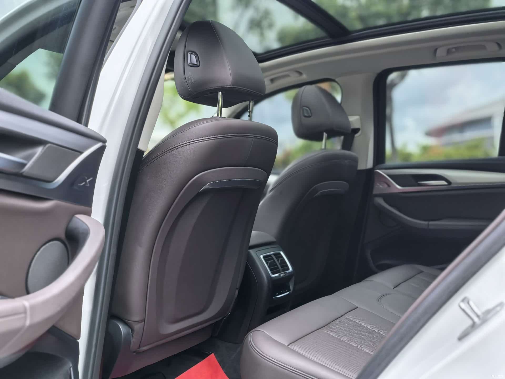 BMW iX3, 2022 10