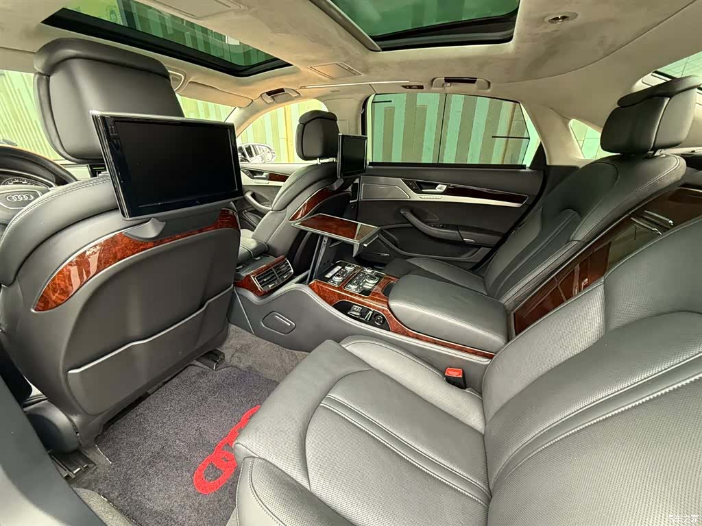 Audi A8L, 2011 9