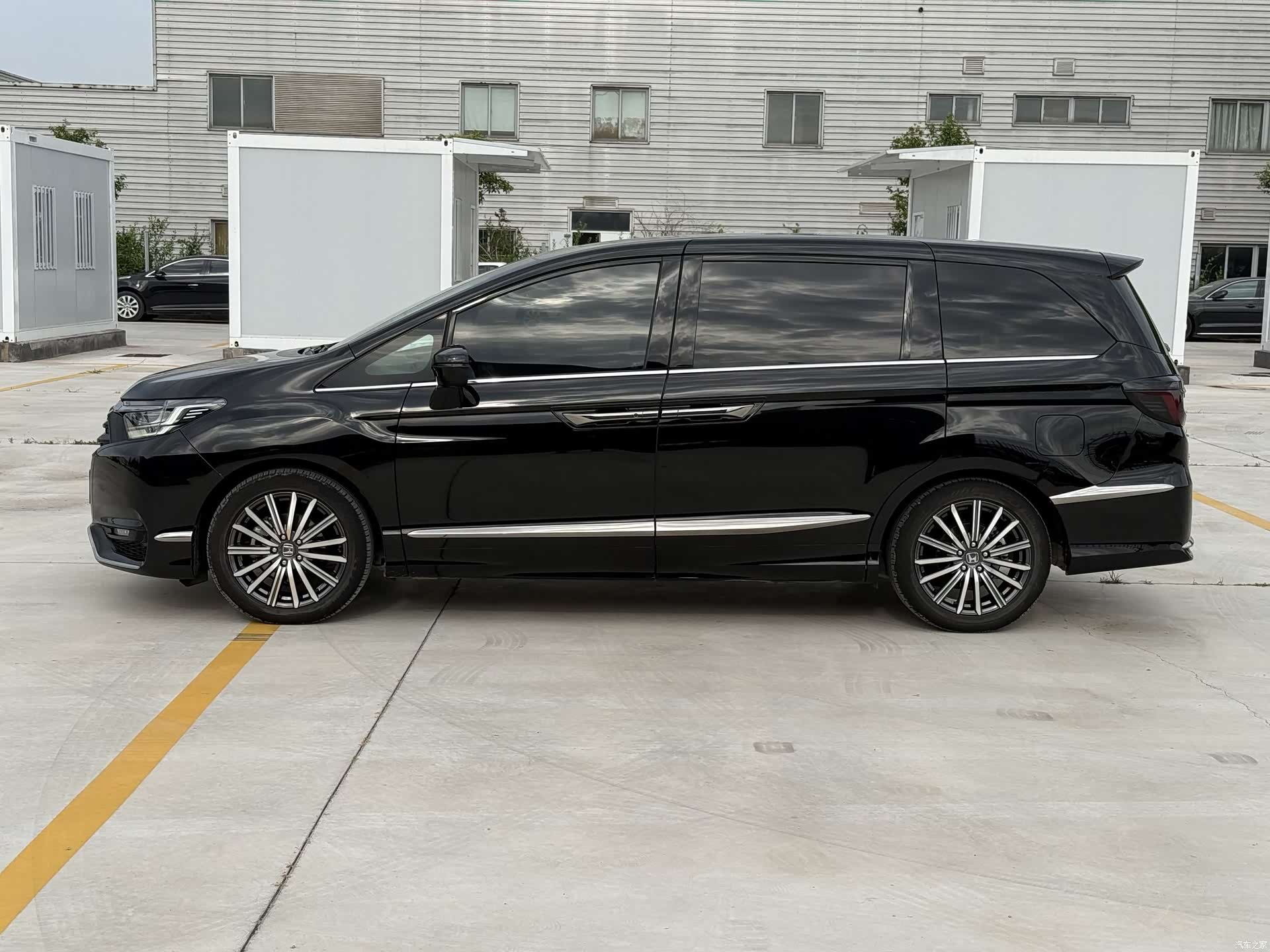 Honda Elysion, 2023 9