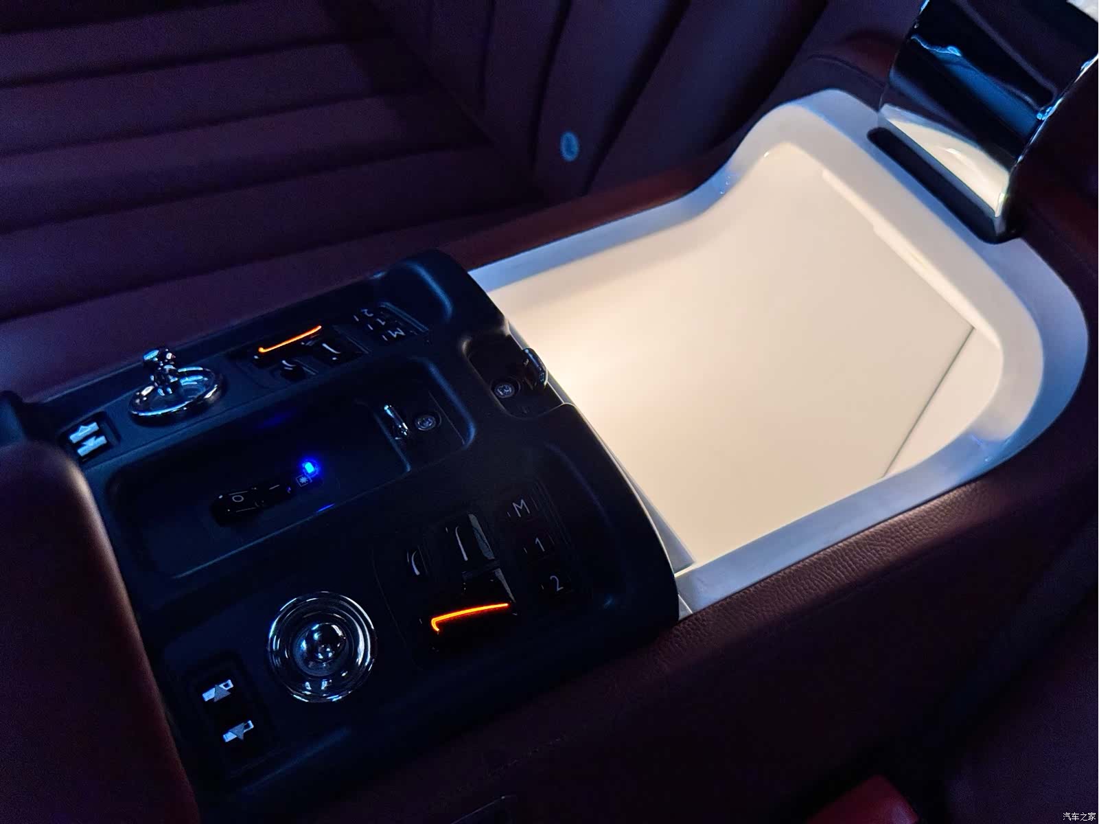 Rolls-Royce Phantom, 2011 26
